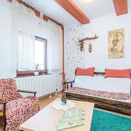 Apartamento Awesome In With Wifi