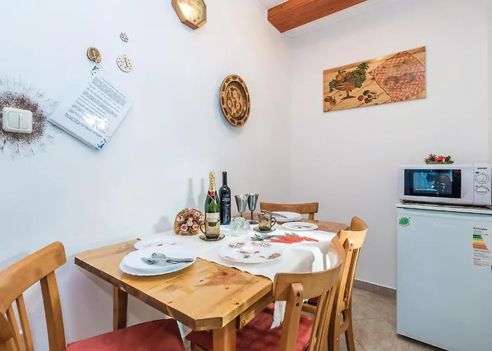 Apartman Awesome In With Wifi